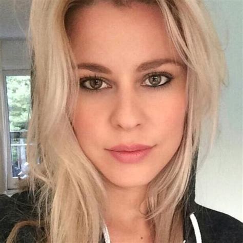 celine huijsmans fhm